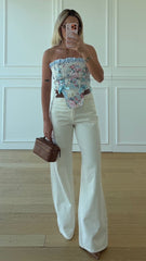 DAPHNE EKRU JEAN