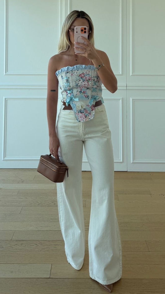 DAPHNE EKRU JEAN