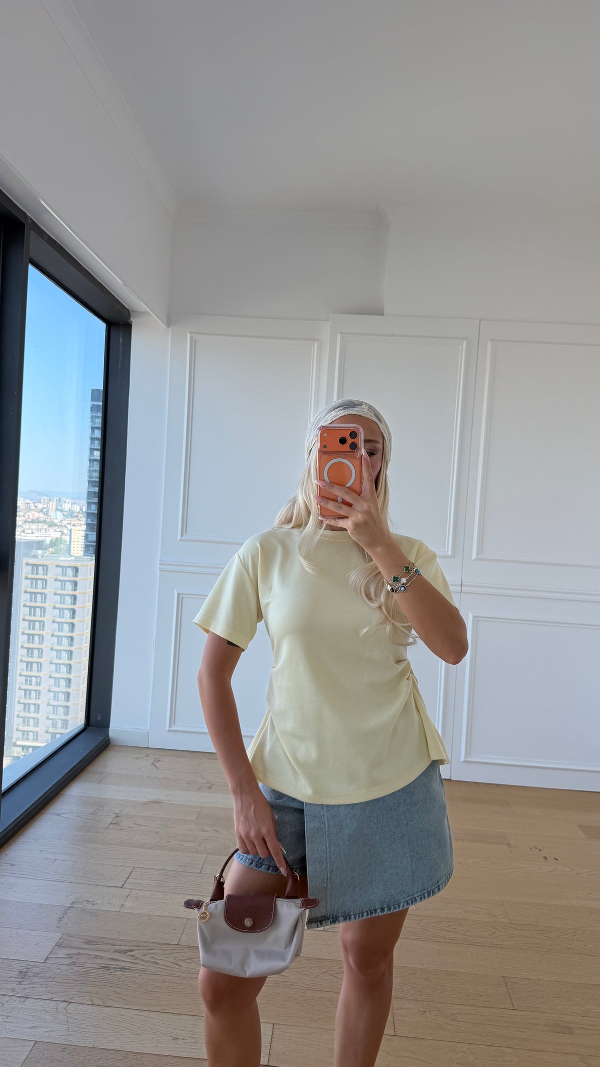 L’Épure de T-shirt- Sarı