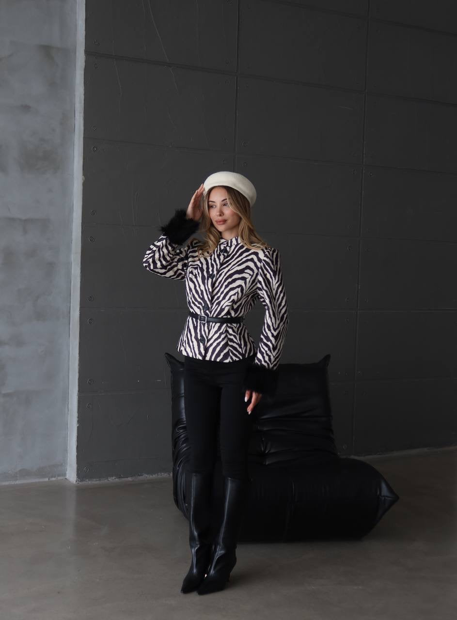 Zebra Kaşe Ceket