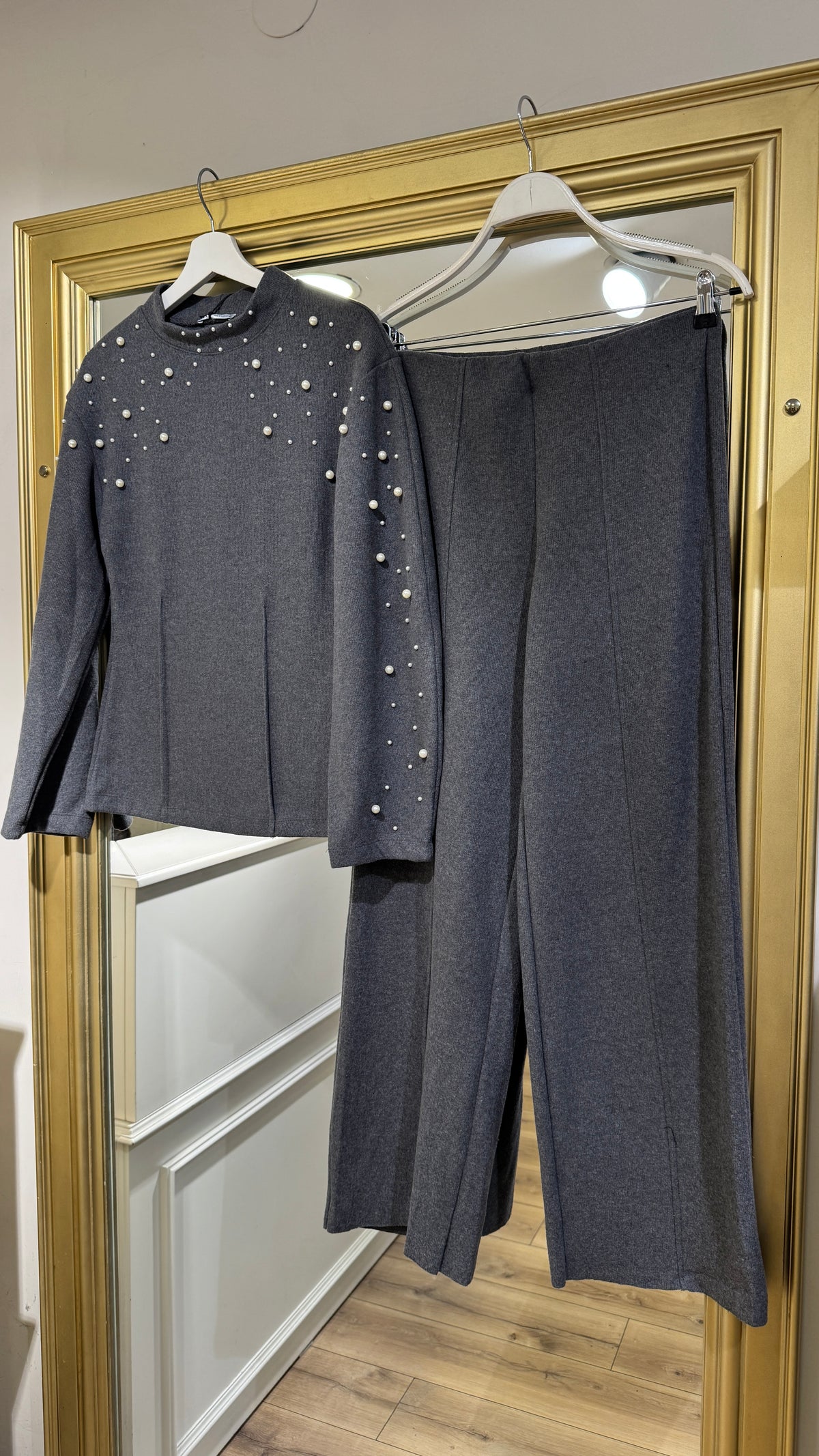 Zr İnci Detay Gri Takım