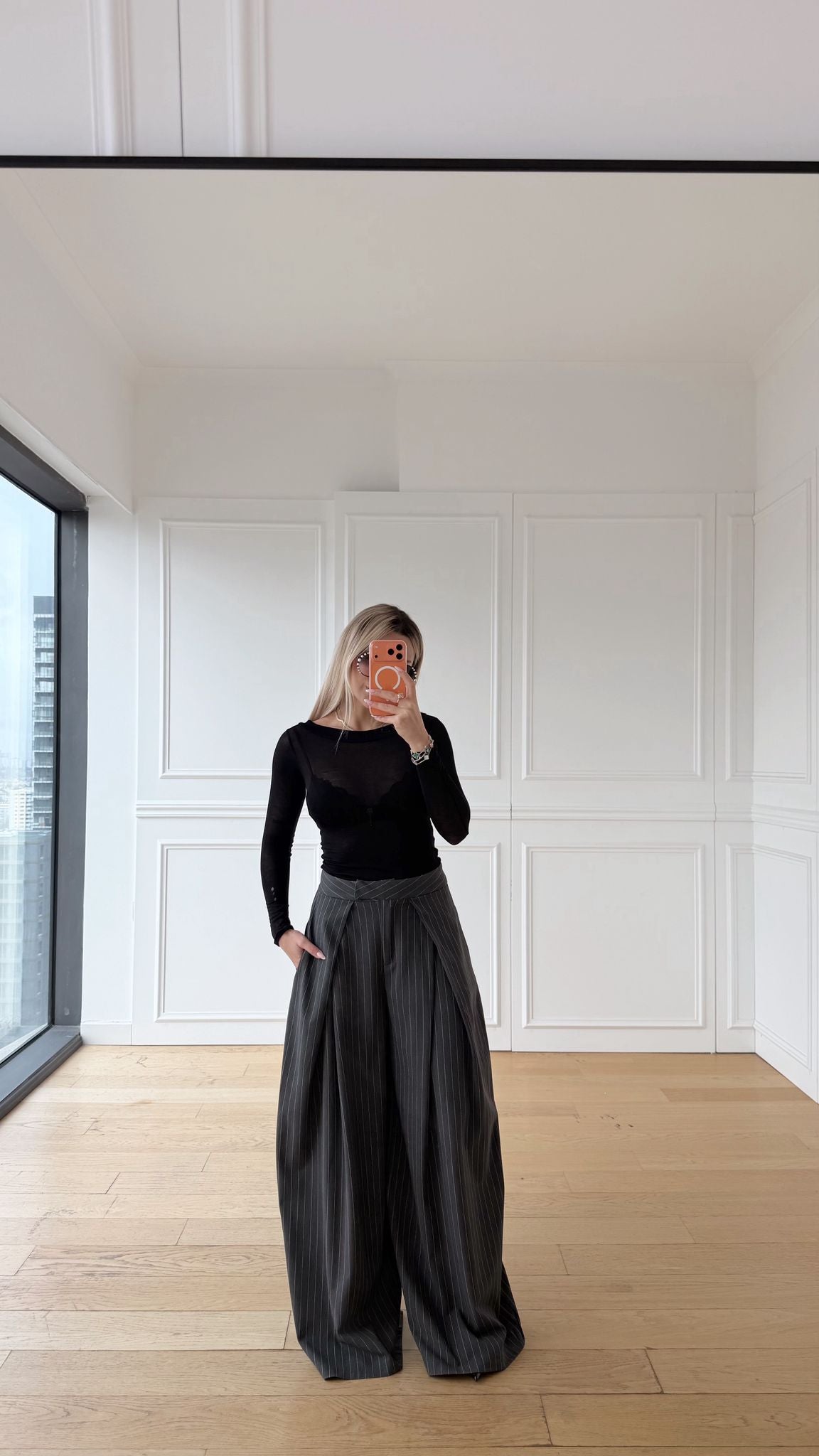 Yüksek Bel Pileli Bol Paça Pantolon