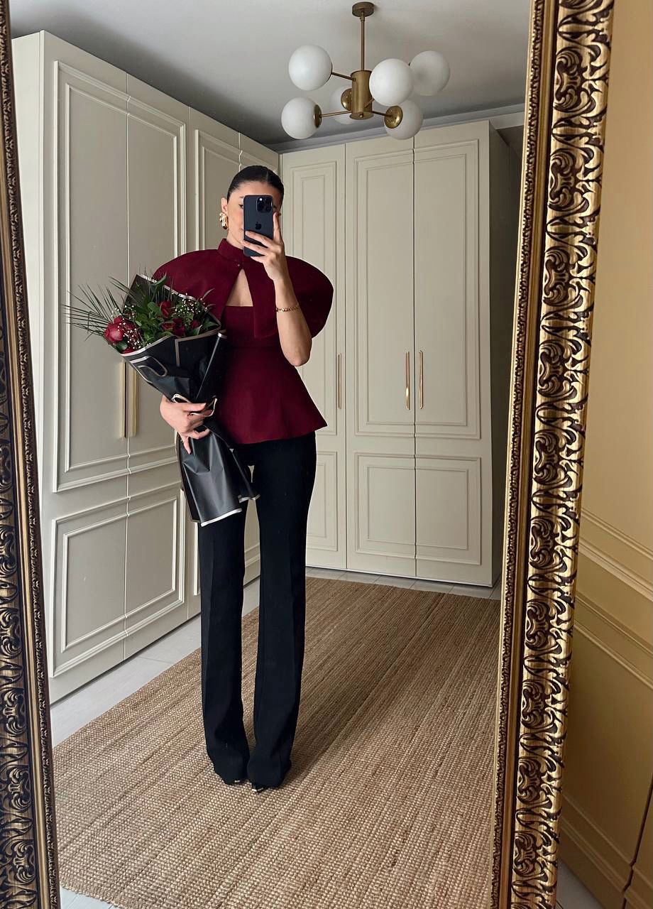 İkonik Bordo Cape Bluz