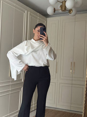 Drape Detaylı Beyaz Saten Bluz