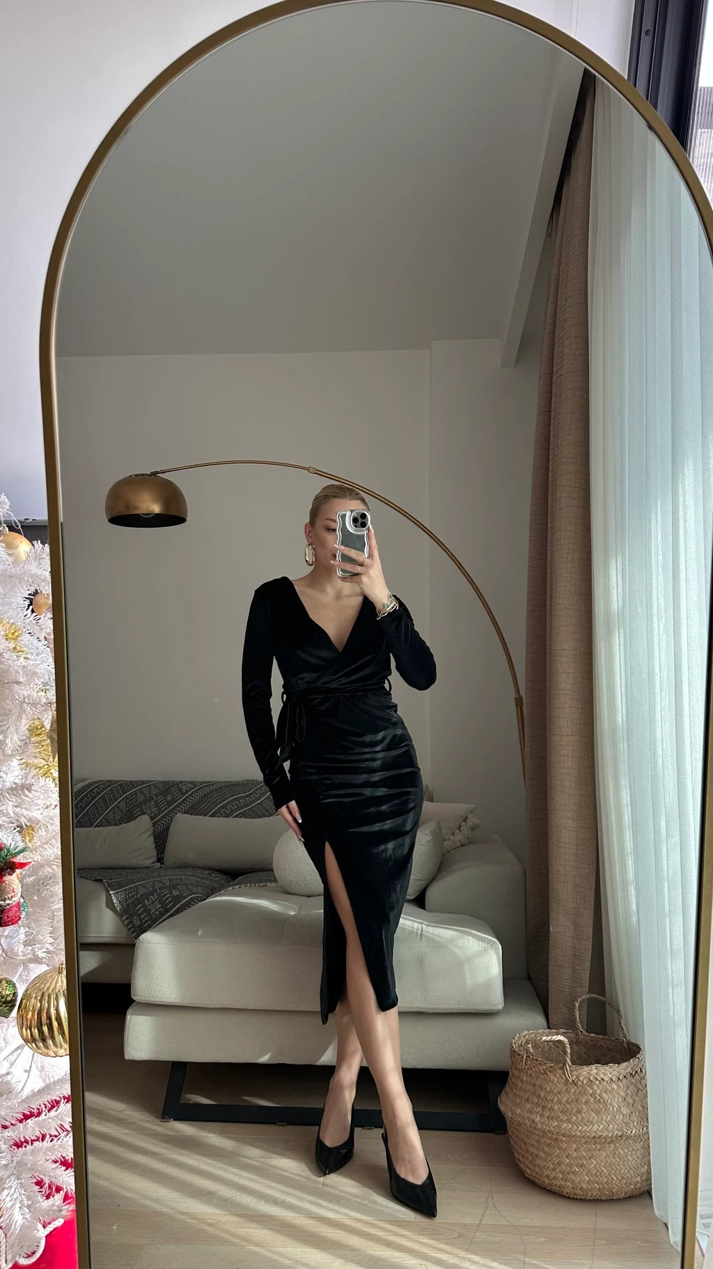 Kruvaze Yaka Kadife Elbise