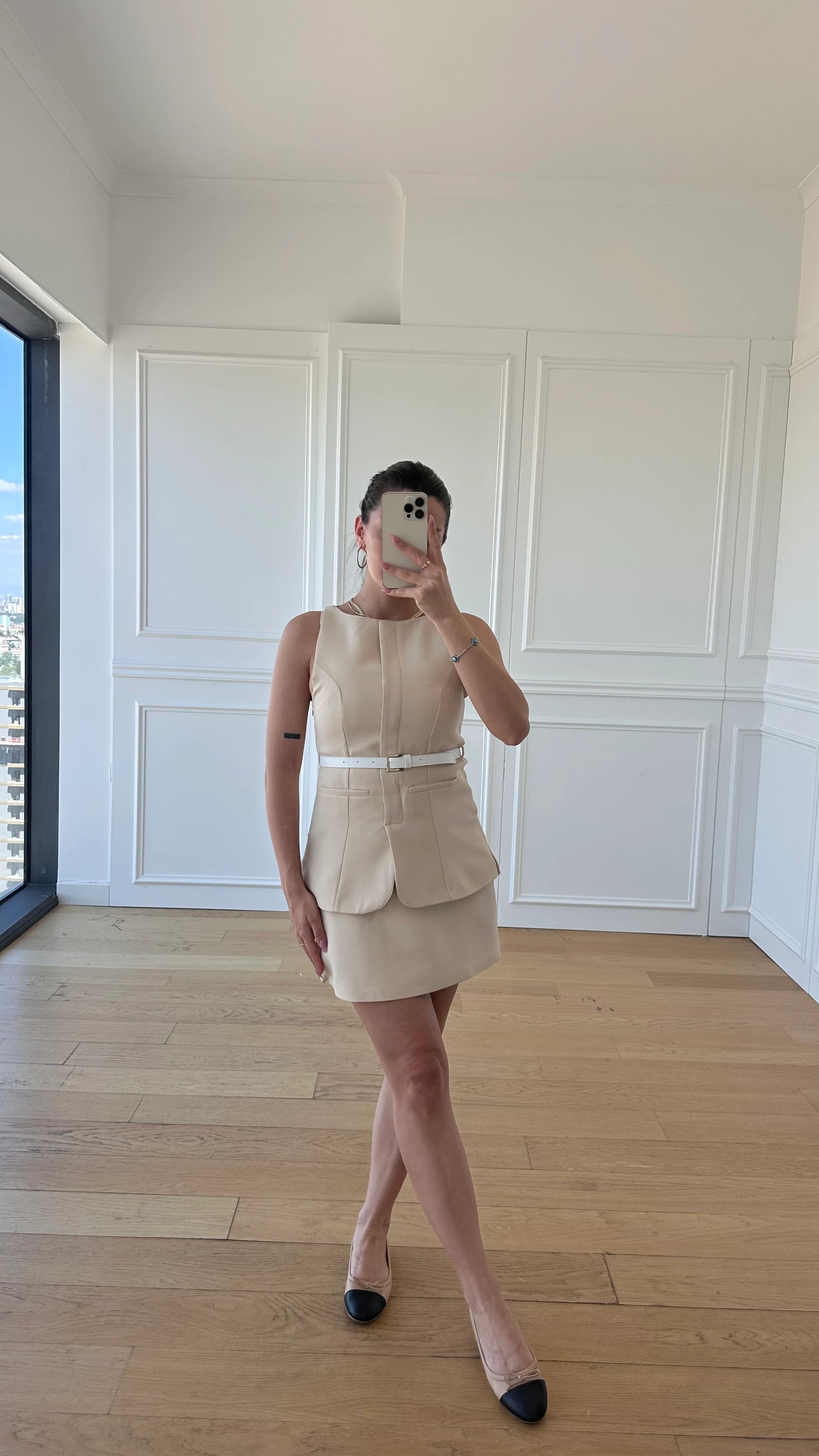 Zr Model Kemerli Yelek Detay Elbise